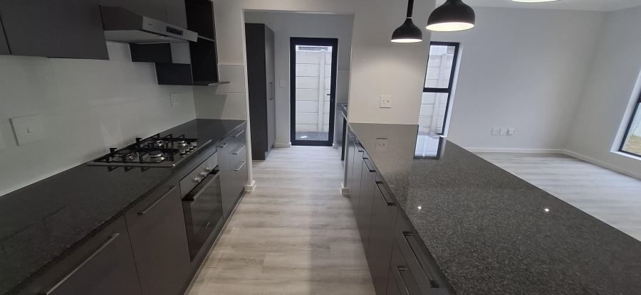 To Let 3 Bedroom Property for Rent in Haasendal Western Cape